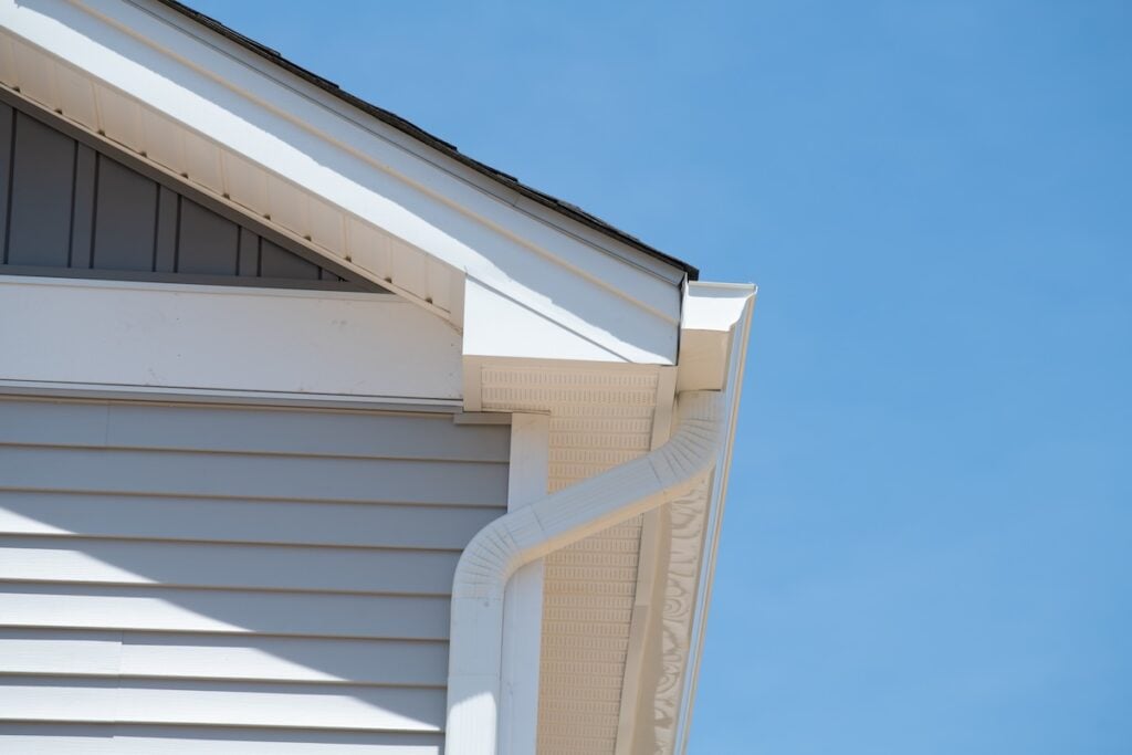 White vinyl roof eave with soffit
